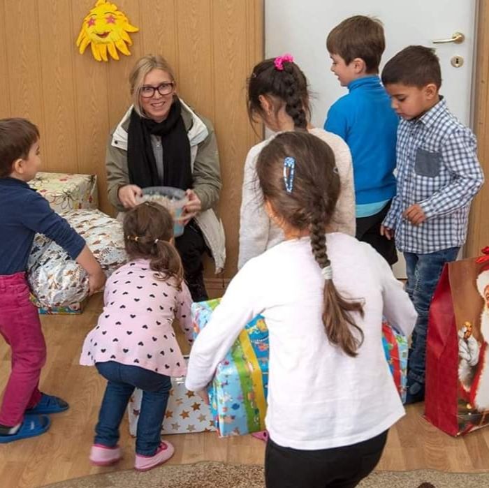 Cadouri pentru copiii din Sânpetru
